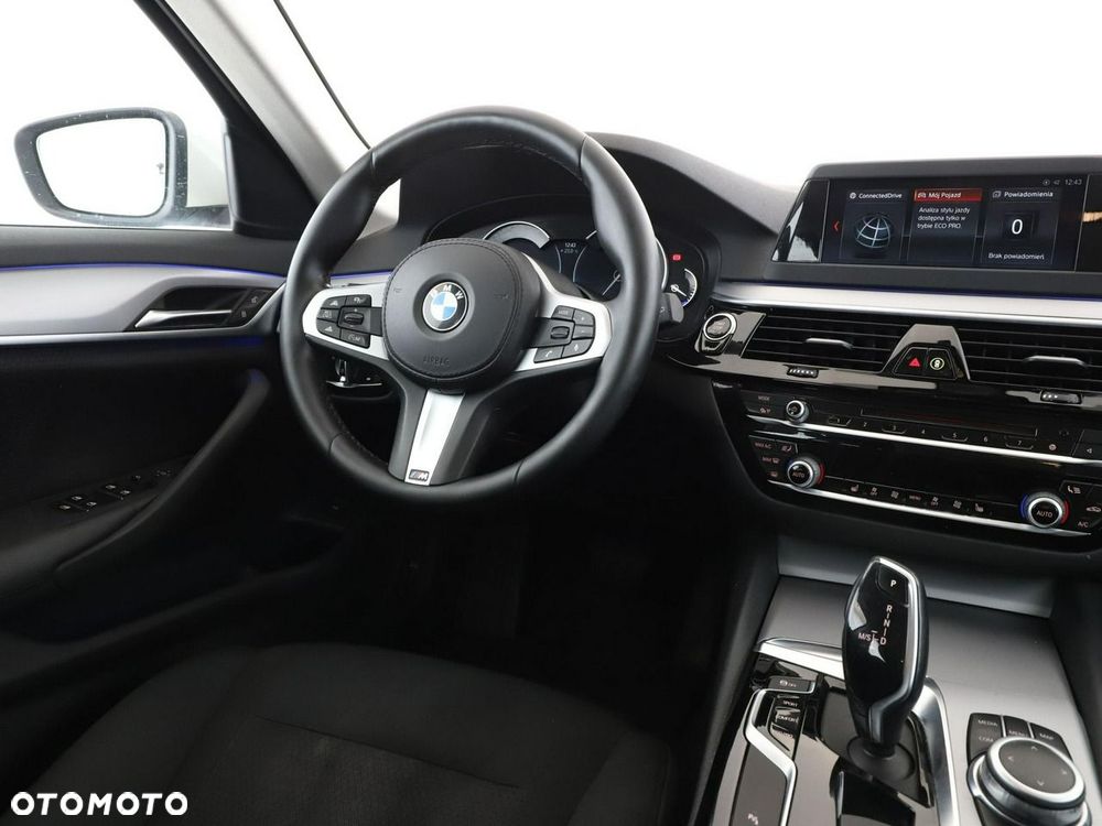 BMW Seria 5 520d - 17