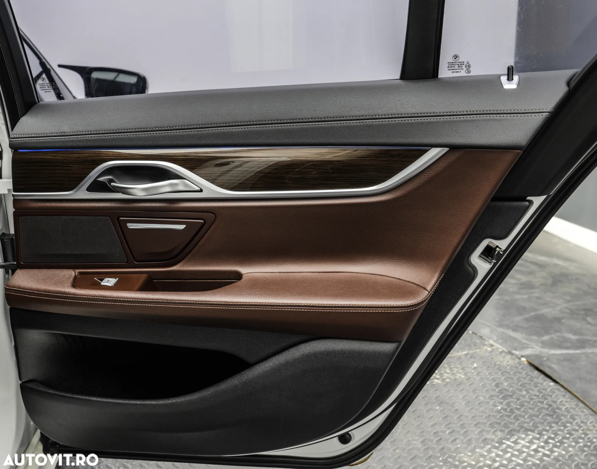BMW Seria 7 730Ld xDrive - 29