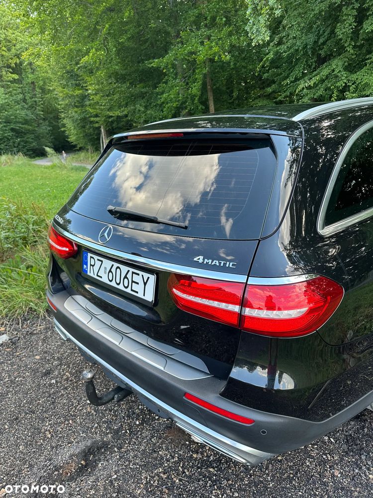 Mercedes-Benz Klasa E 220 d 4-Matic All-Terrain - 6