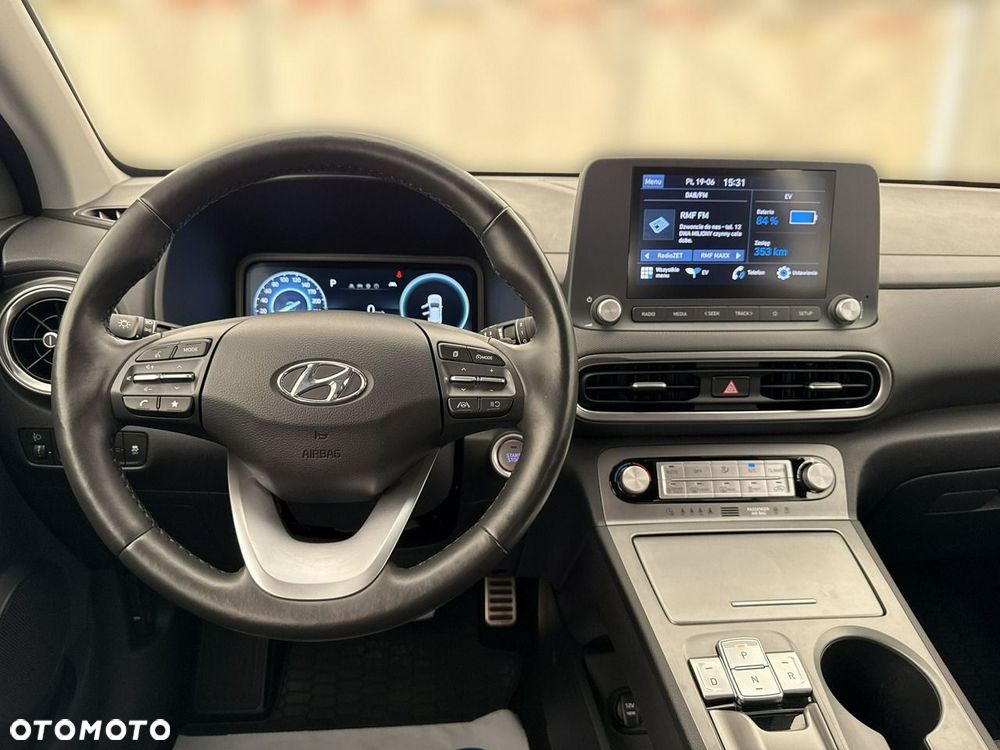 Hyundai Kona 64kWh Modern - 15