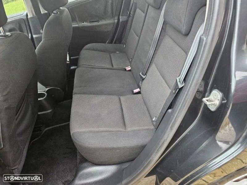 Peugeot 207 1.4 16V Trendy - 13
