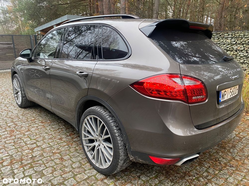 Porsche Cayenne - 7