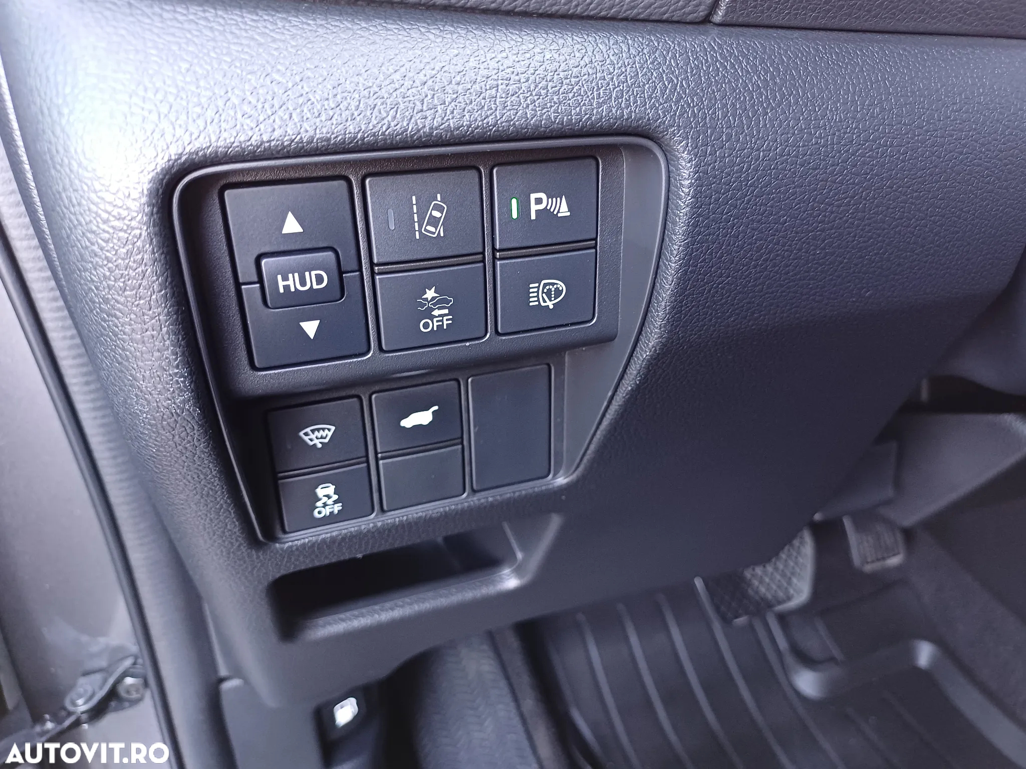 Honda CR-V 1.5 VTEC Turbo 4WD CVT Executive - 17