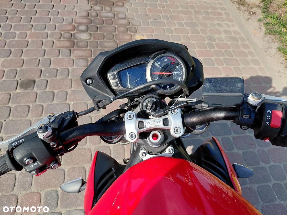 Triumph Street Triple - 19