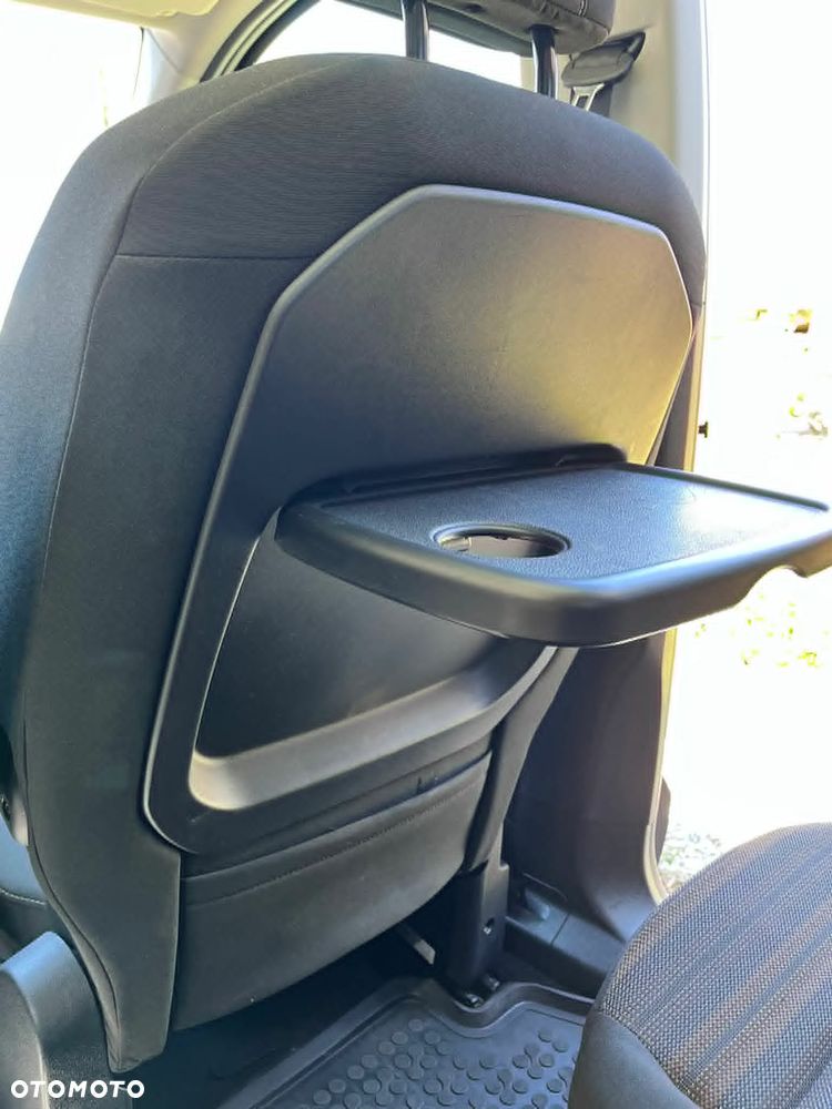 Opel Combo 1.5 CDTI Essentia S&S - 31
