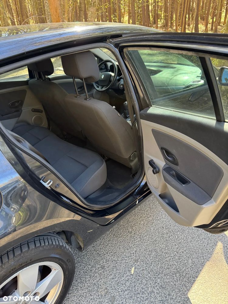 Renault Megane 1.6 16V Expression - 15