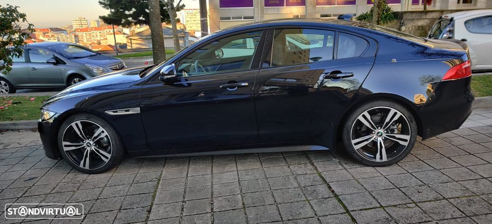 Jaguar XE 2.0 D R-Sport Aut. - 1