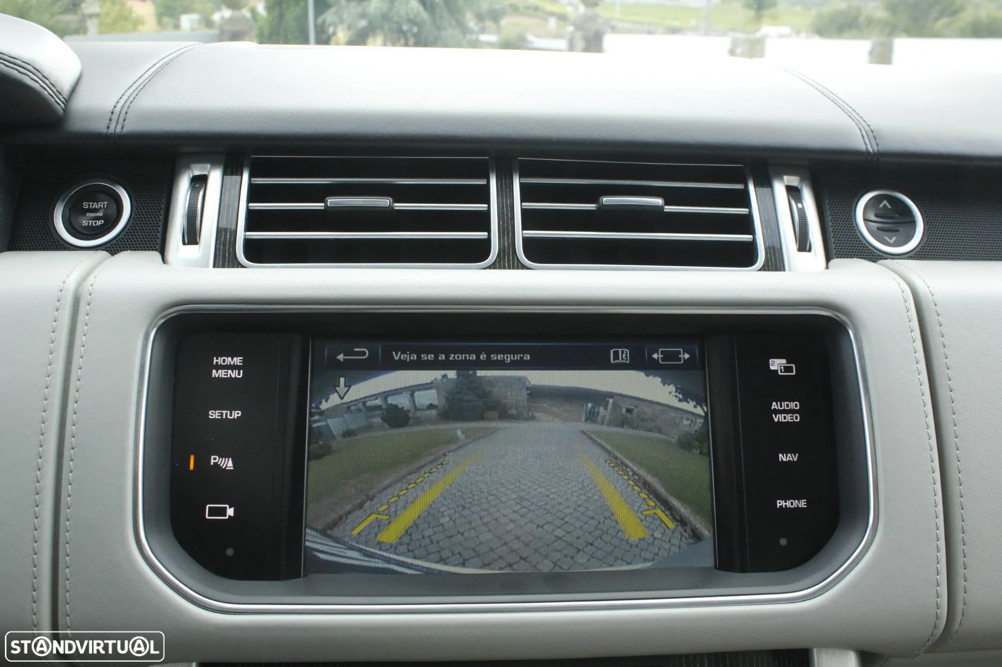 Land Rover Range Rover 4.4 SDV8 Autobiography - 13