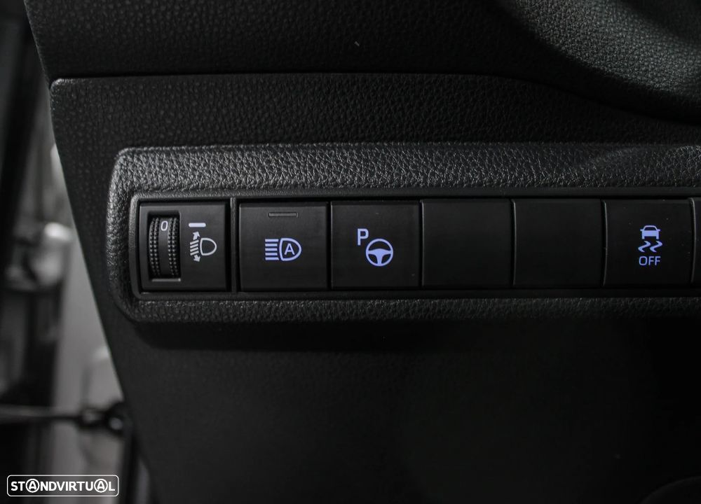 Toyota Corolla Touring Sports 1.8 Hybrid Exclusive - 40