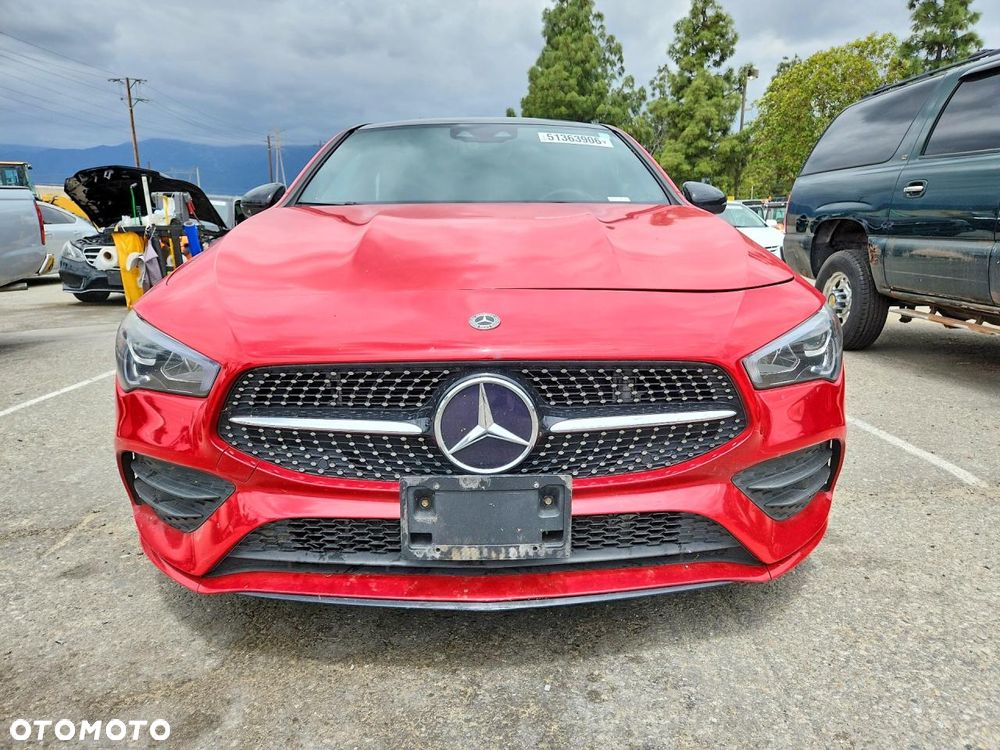 Mercedes-Benz CLA 250 4Matic 7G-DCT AMG Line - 6