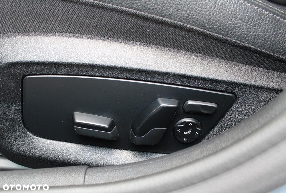BMW Seria 5 - 28