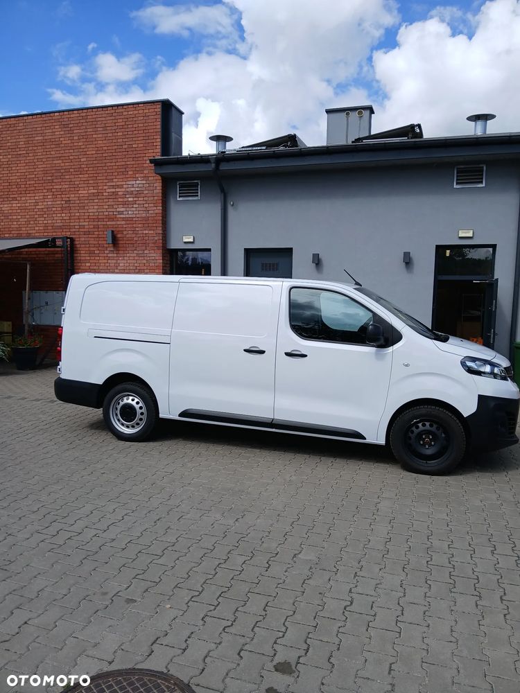 Opel Vivaro - 11