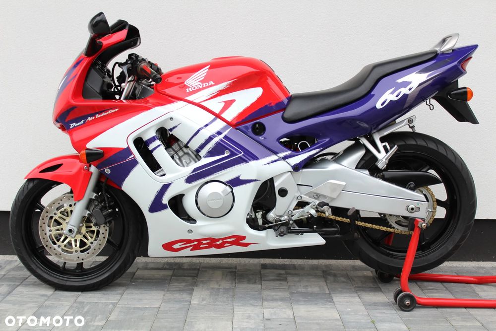 Honda CBR - 2