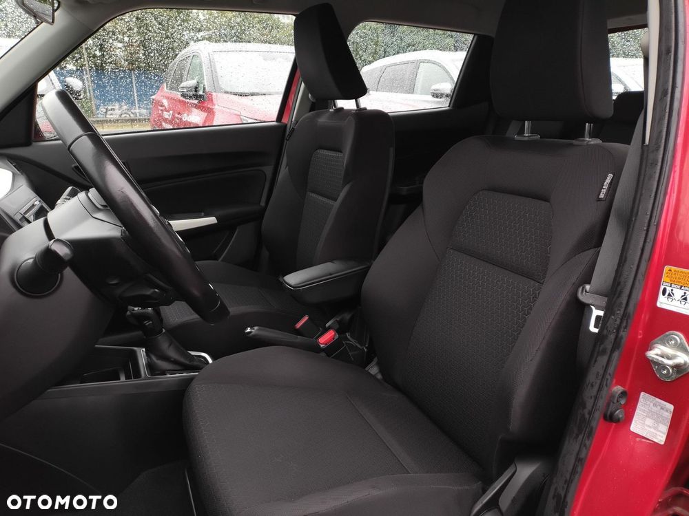 Suzuki Swift 1.2 Dualjet SHVS Premium CVT - 22