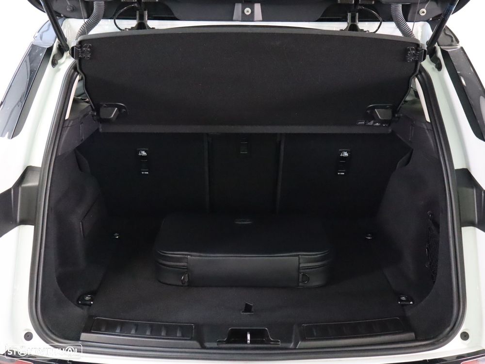Land Rover Range Rover Evoque 1.5 P300e AWD SE Auto - 24