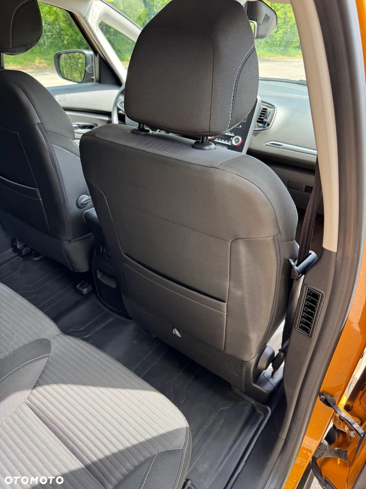 Renault Scenic 1.2 TCe Energy Zen - 12