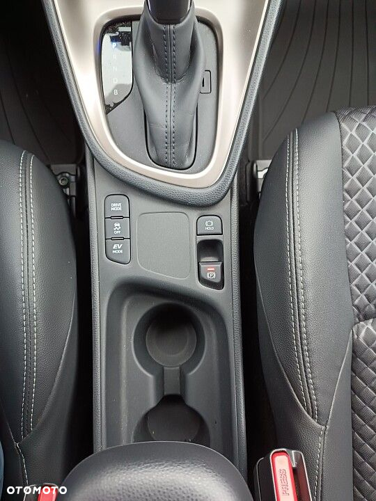 Mazda 2 - 10