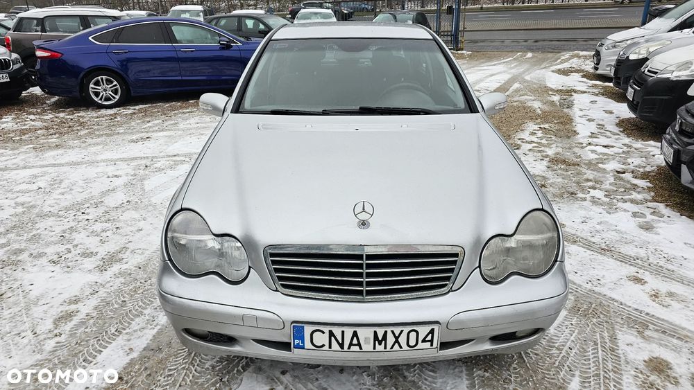 Mercedes-Benz Klasa C 200 CDI Classic - 30