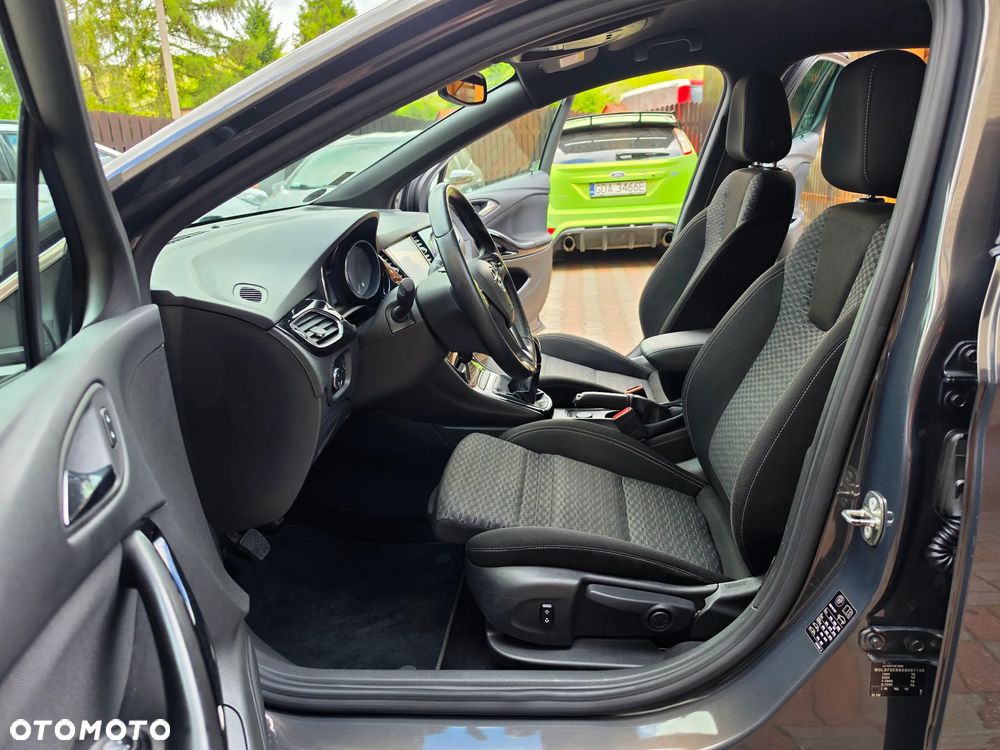 Opel Astra 1.4 Turbo Dynamic - 29