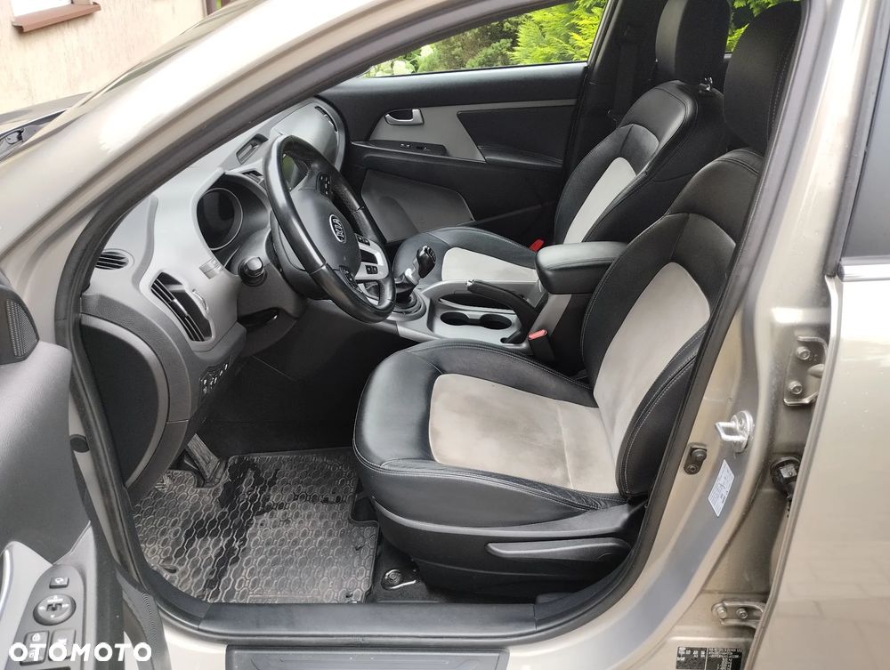 Kia Sportage 1.6 GDI Business Line L 2WD - 12