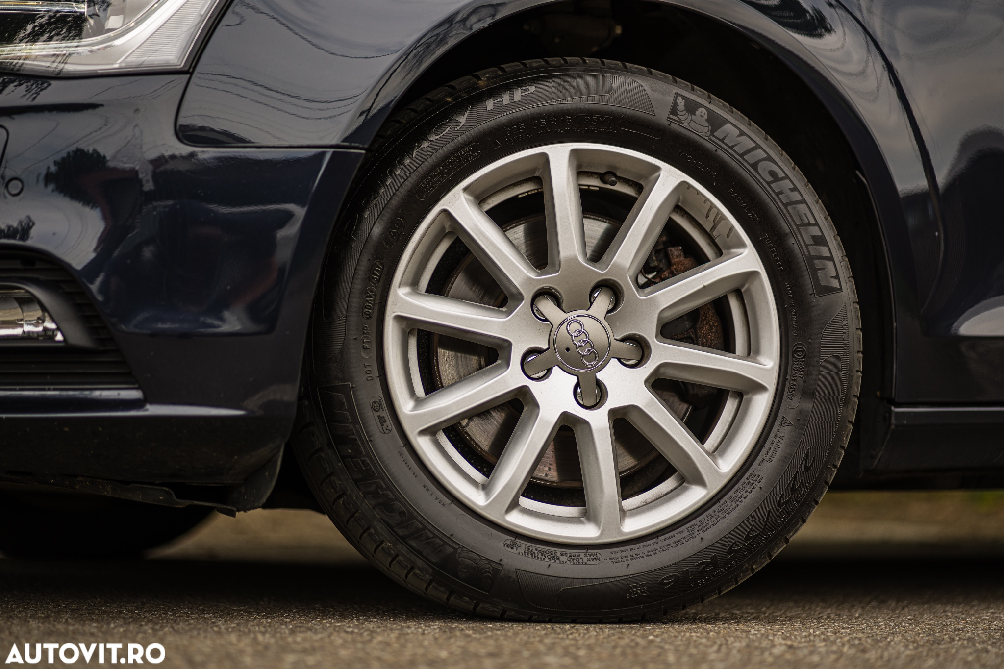 Audi A4 2.0 TDI Multitronic Avant - 33