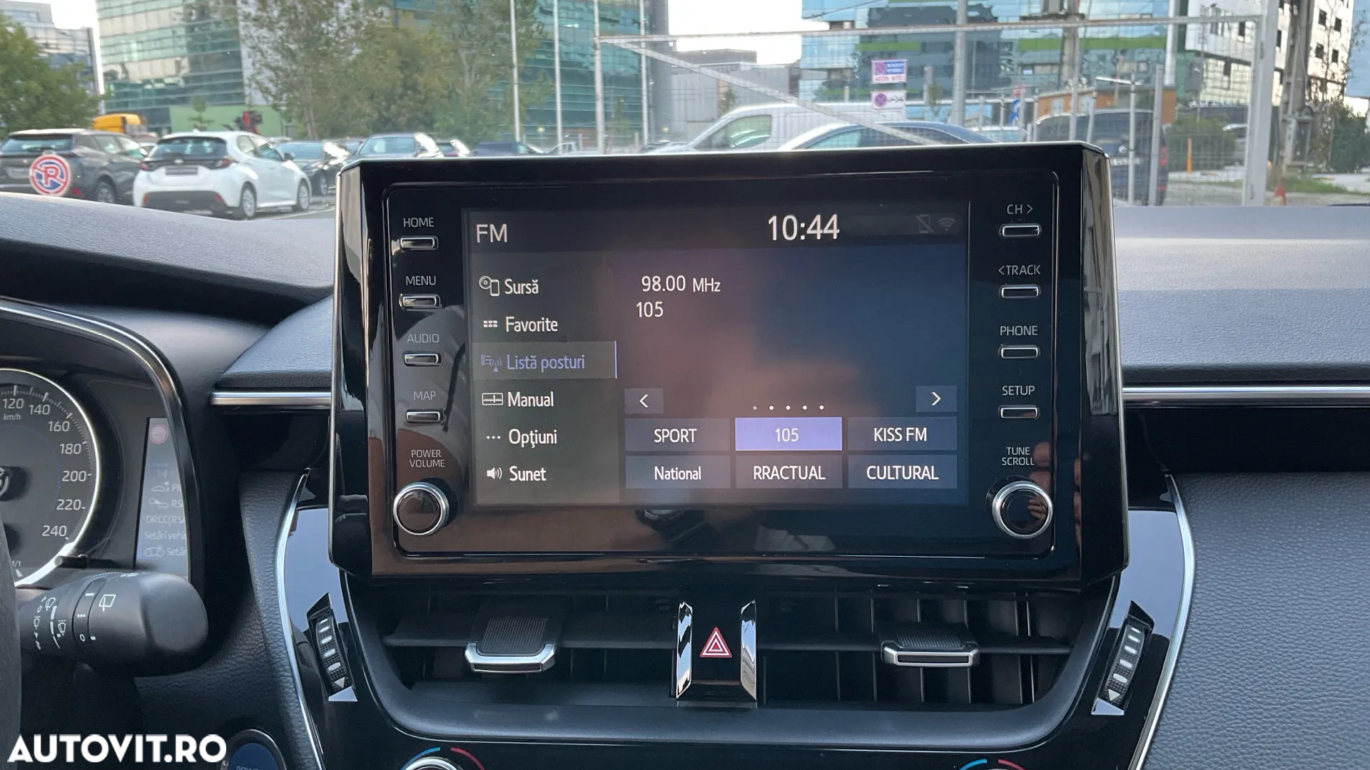Toyota Corolla 1.8 HSD TS Dynamic - 27