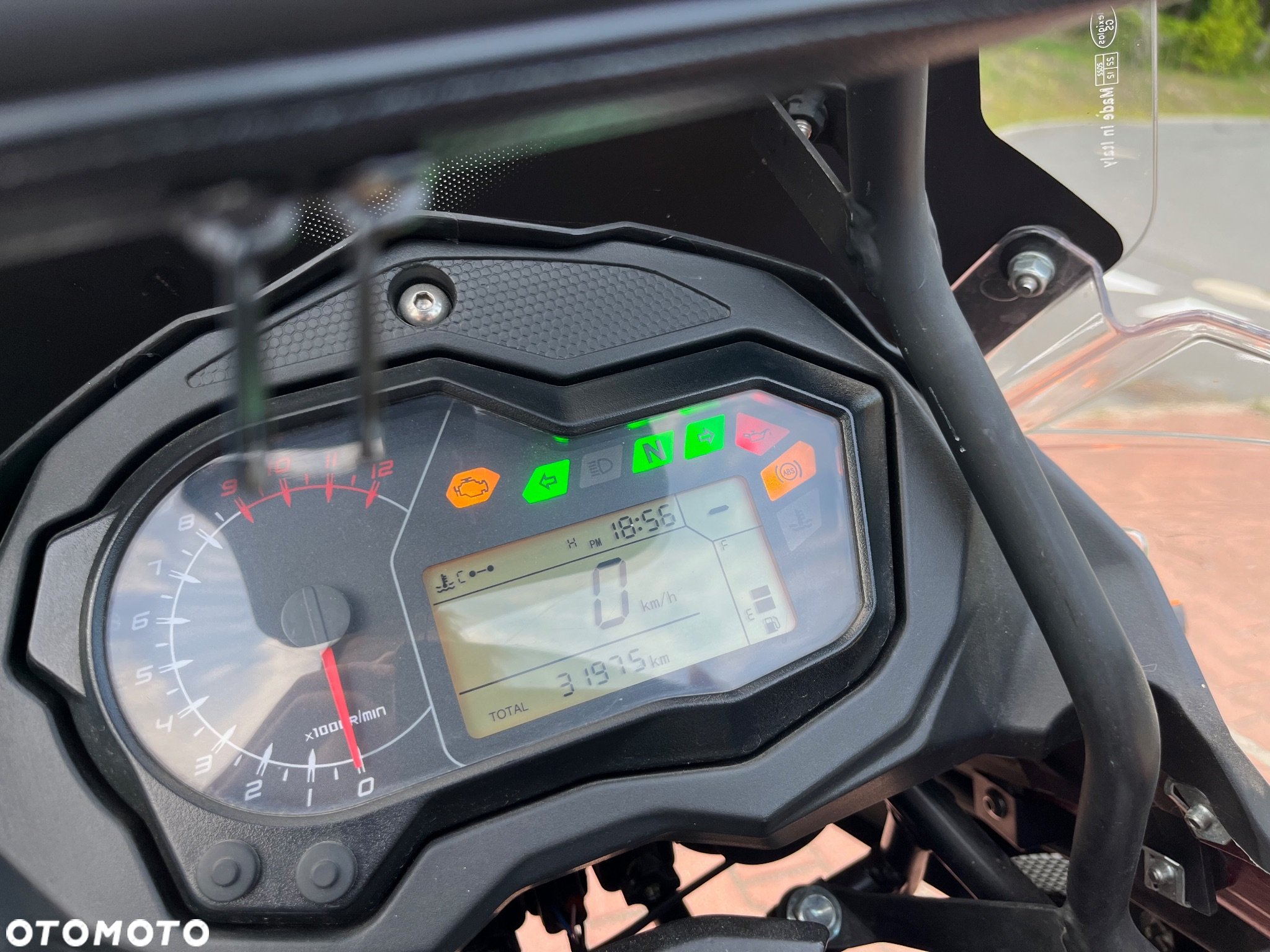 Benelli TRK 502 - 8