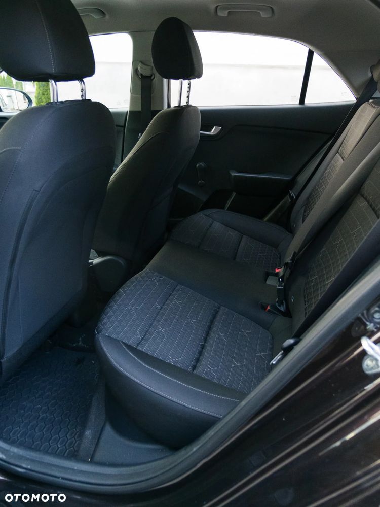 Kia Rio 1.2 M - 8