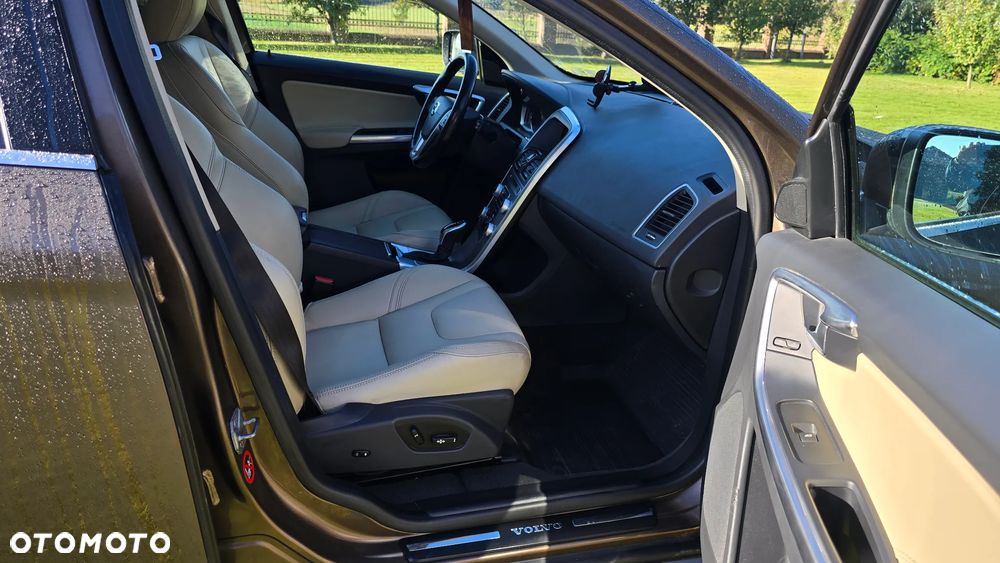 Volvo XC 60 - 12