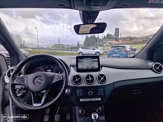 Mercedes-Benz B 180 d Urban - 4