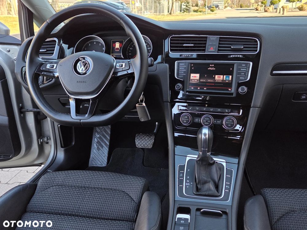 Volkswagen Golf 1.4 TSI ACT BlueMotion Technology DSG Highline - 21