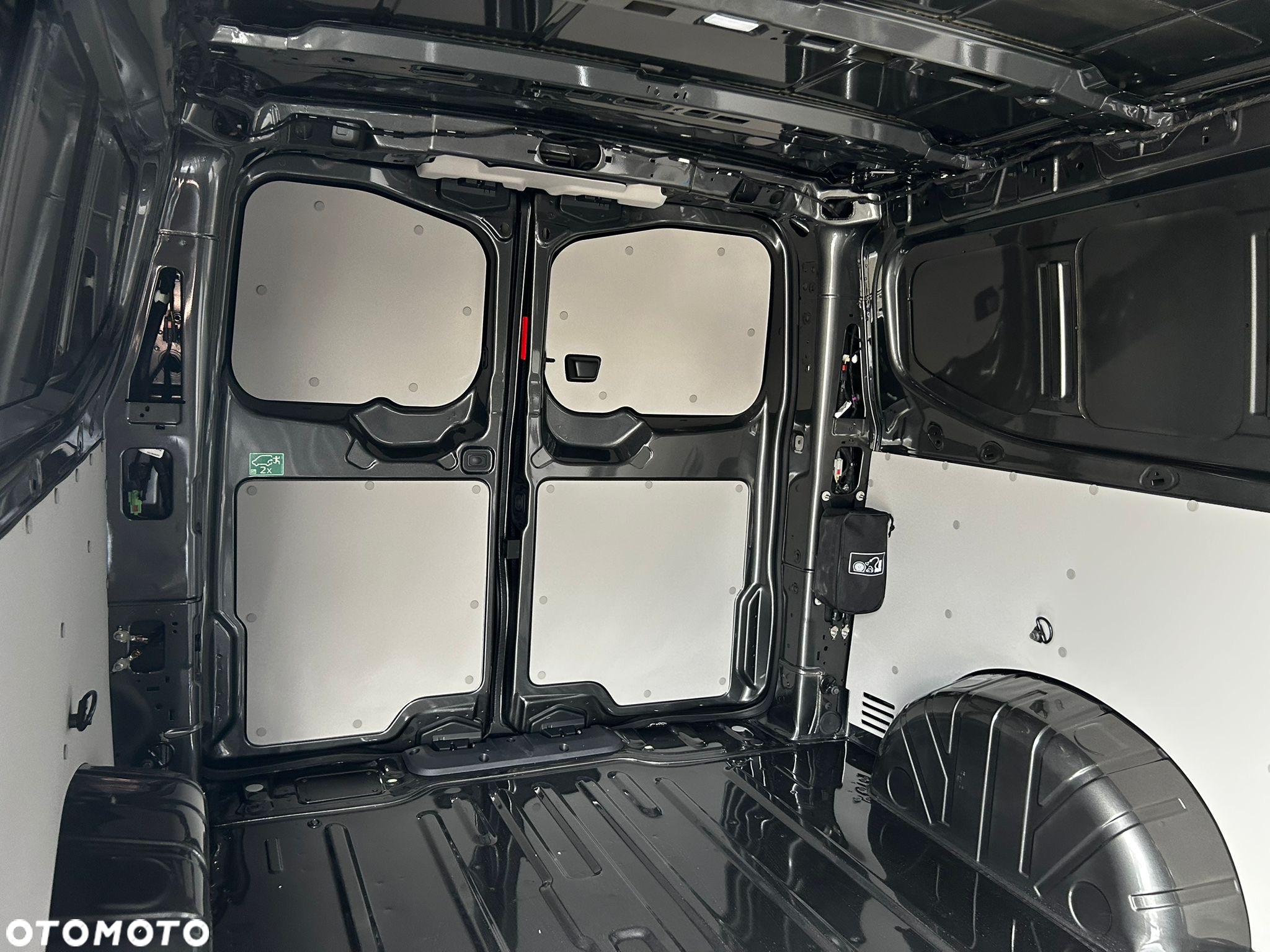 Volkswagen Transporter - 20