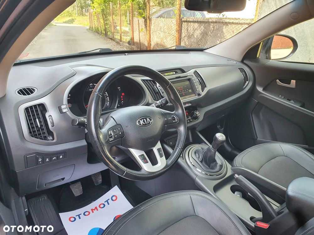 Kia Sportage 2.0 CVVT 4WD Vision - 12