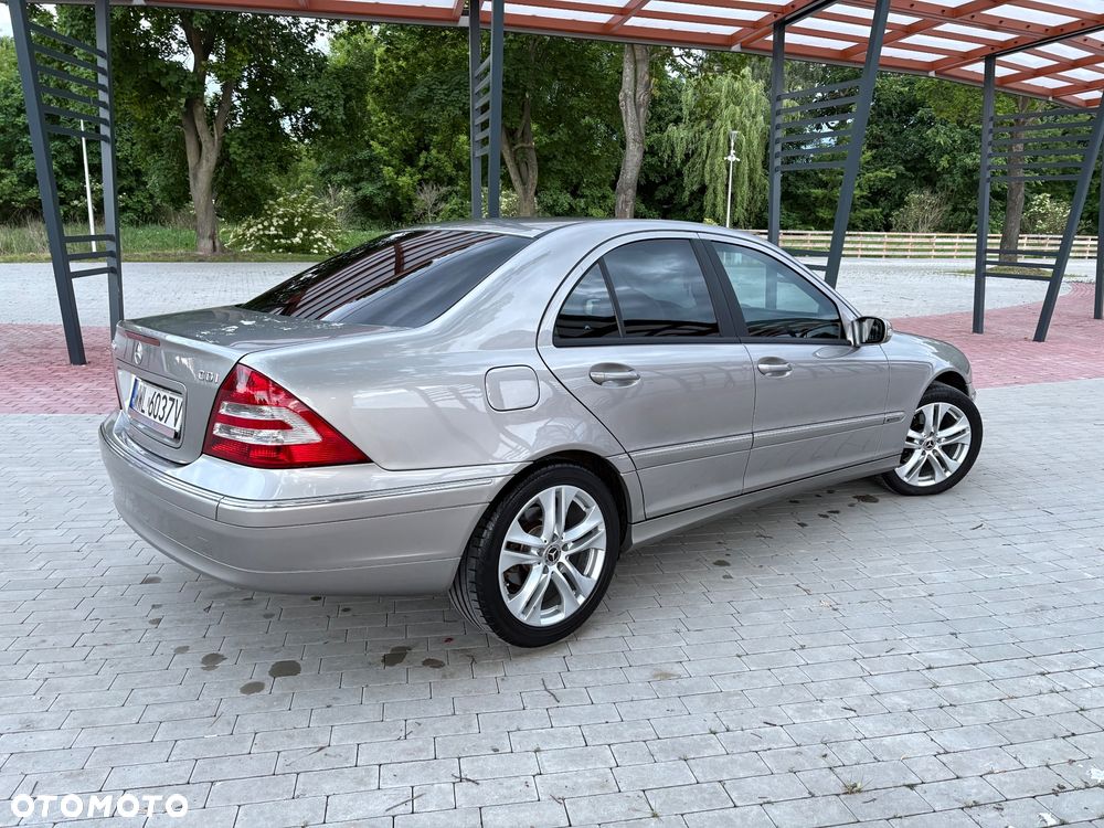 Mercedes-Benz Klasa C 200 CDI Avantgarde - 6