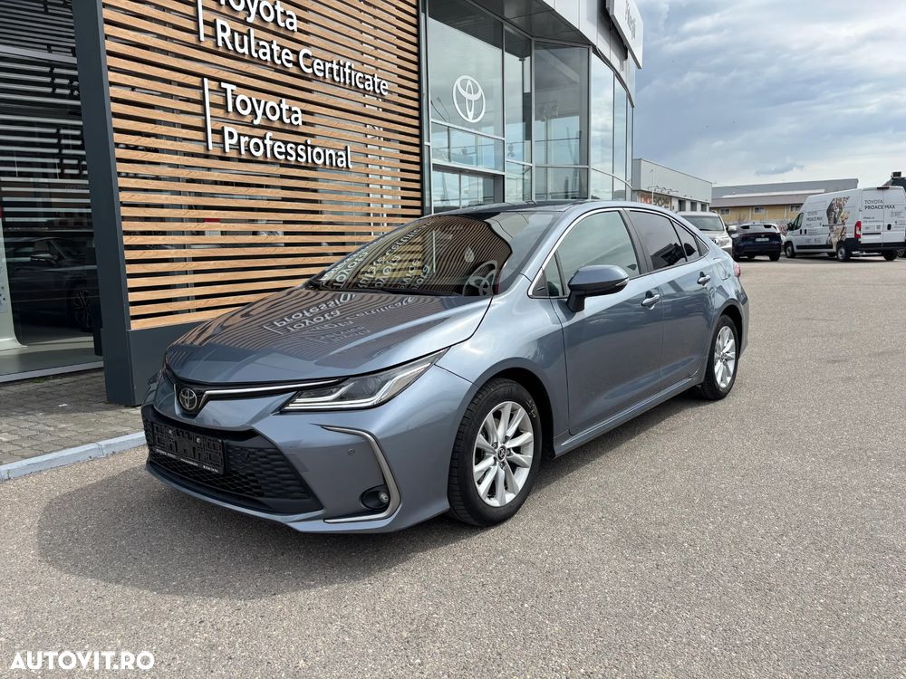 Toyota Corolla Sedan 1.5 TNGA CVT Business - 2