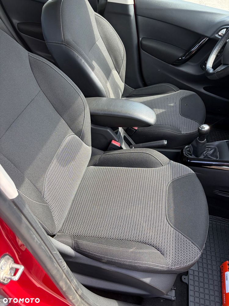Citroën C3 Pure Tech (VTi) 68 Attraction - 13
