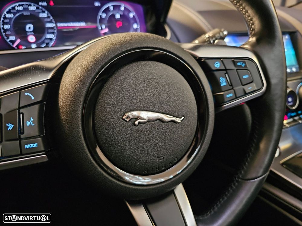 Jaguar F-Type 2.0 i4 R-Dynamic Black - 32