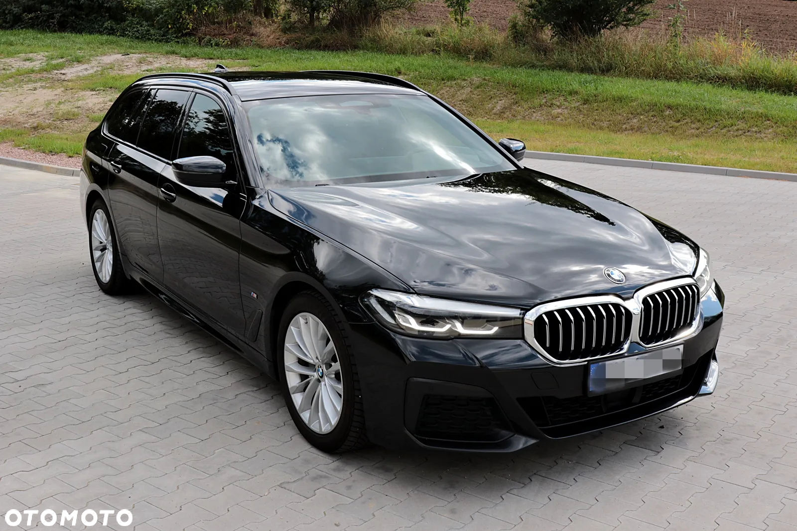 BMW Seria 5 520d Touring M Sport Edition - 5