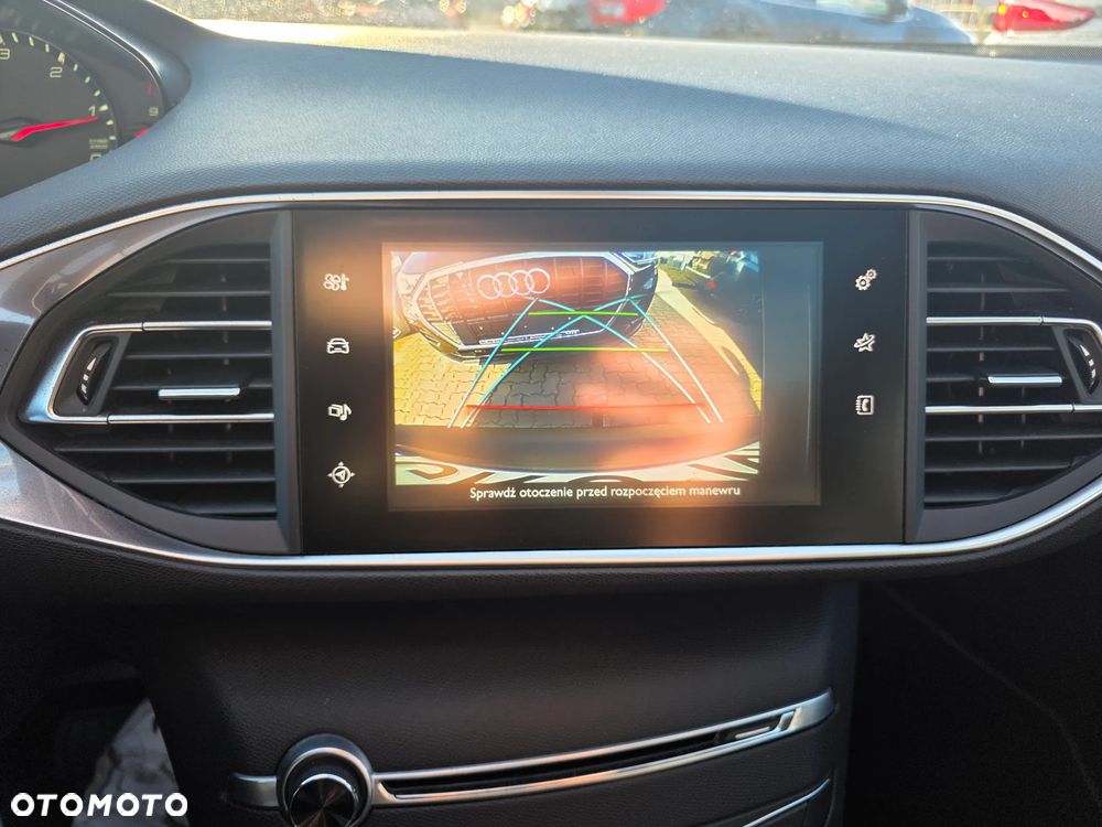 Peugeot 308 BlueHDi 150 EAT6 Stop & Start Niveau 2 Business-Line - 9