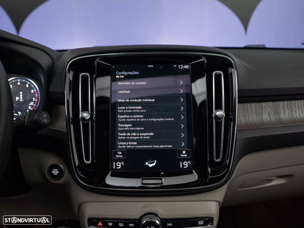 Volvo XC 40 1.5 T3 Inscription Geartronic - 36