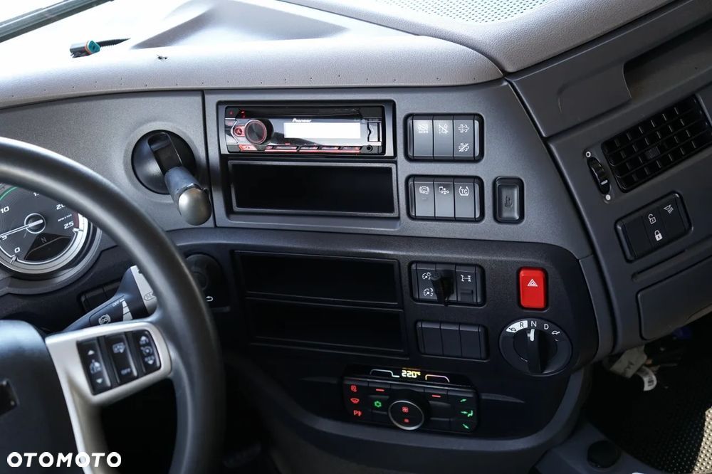 DAF XF 480 / SPACE CAB  / RETARDER  / 2020 R - 29