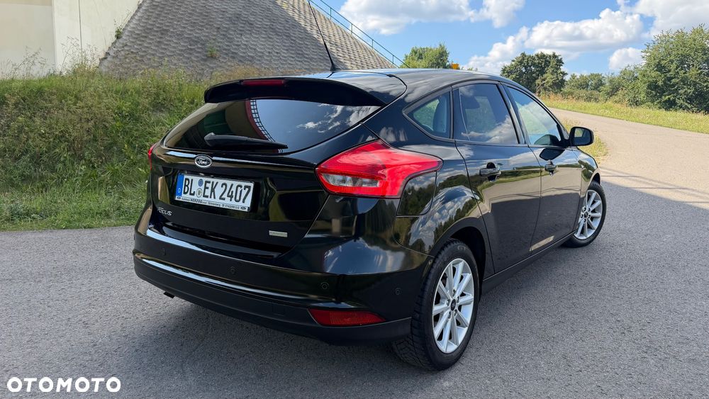 Ford Focus 1.0 EcoBoost Black Edition ASS - 2