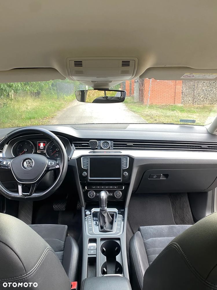 Volkswagen Passat Variant 2.0 TDI BMT Highline DSG - 8