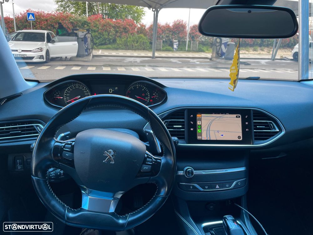 Peugeot 308 SW BlueHDi 130 EAT8 Stop & Start GT Pack - 12