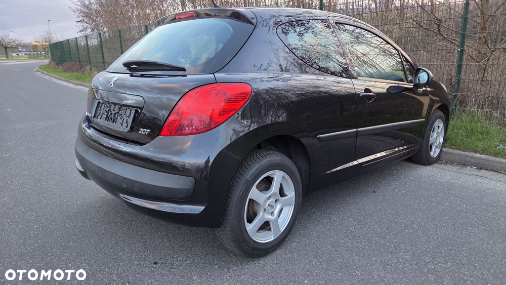 Peugeot 207 - 4