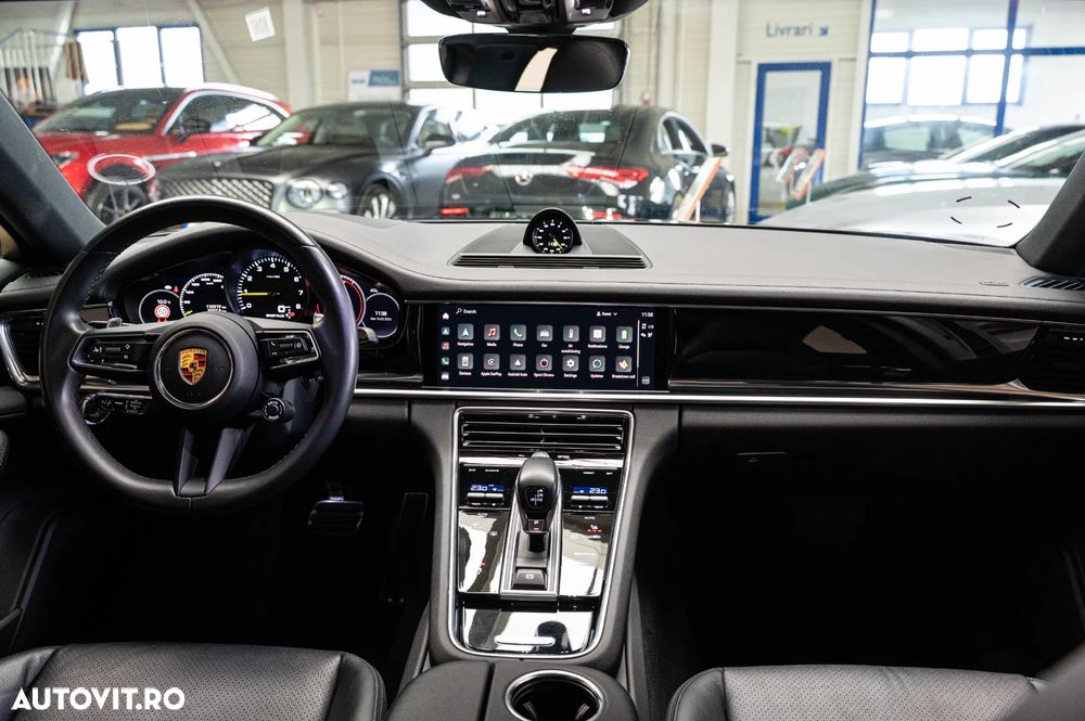 Porsche Panamera 4 E-Hybrid - 33