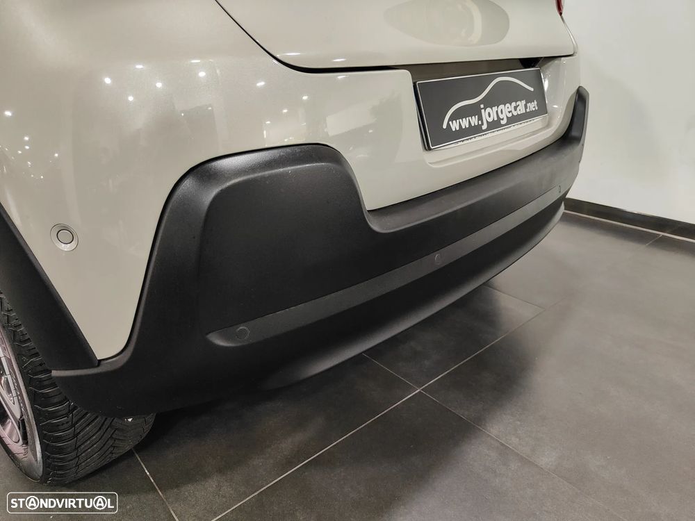 Citroën C3 1.2 PureTech Shine - 22