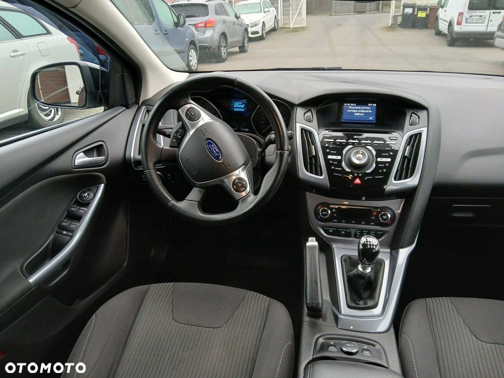 Ford Focus SW 1.6 EcoBoost Titanium - 15