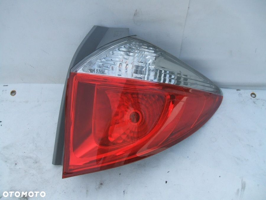 TOYOTA VERSO S VERSO-S LAMPA TYŁ TYLNA lewa - 6