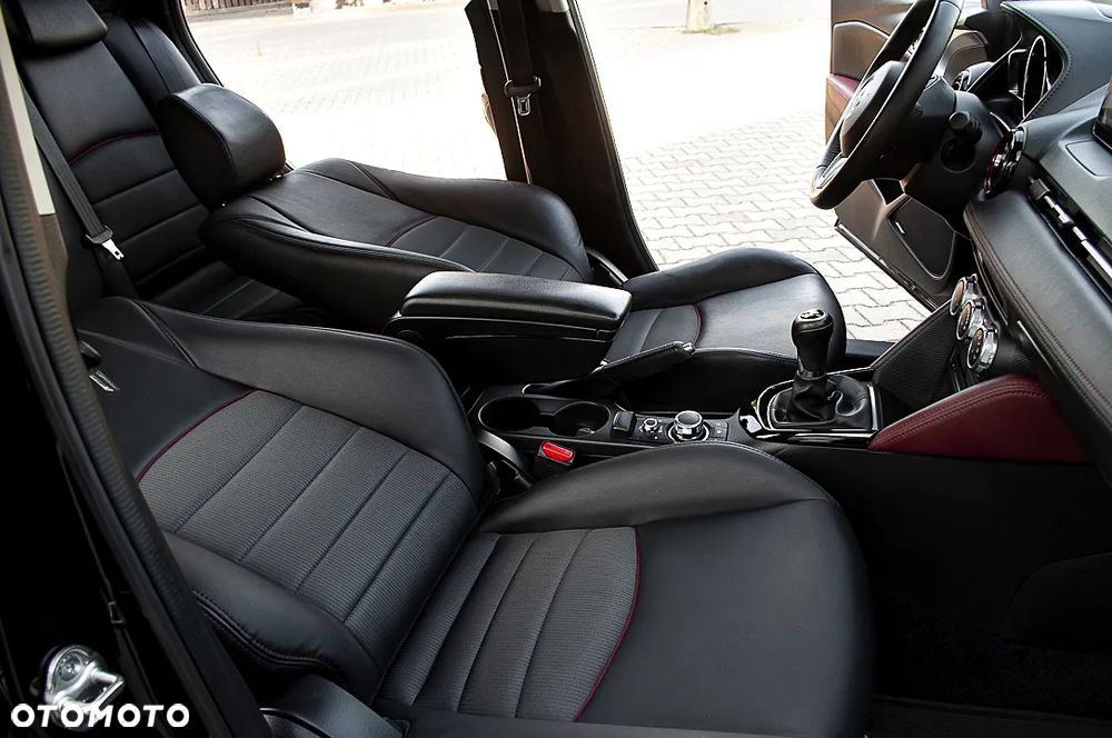 Mazda CX-3 SKYACTIV-G 150 i-ELOOP AWD Sports-Line - 23